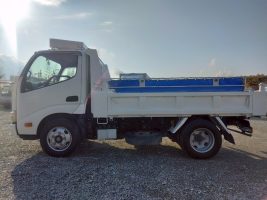 H27年　日野 デュトロ 3ｔ 低床ダンプ　AT車