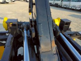 H17年　キャンター 3ｔ アームロール