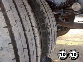 H17年　キャンター 3ｔ アームロール