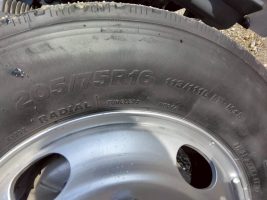 H30年　デュトロ 3ｔ 低床 強化ダンプ　AT車