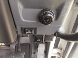 H18年　タイタン 3ｔ 低床ダンプ　